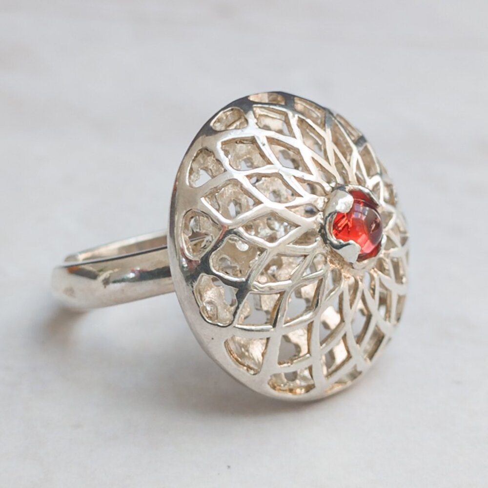 Vintage Sterling Mandala Dome Ring w/ Garnet Cab • Adjustable Size 6-8